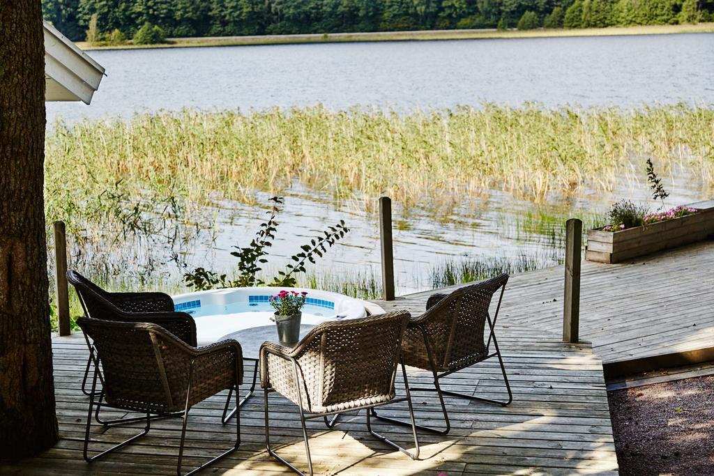Haellsnaes Hotell & Restaurang Molnlycke ภายนอก รูปภาพ