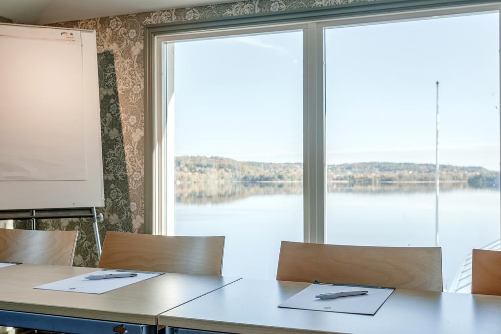 Haellsnaes Hotell & Restaurang Molnlycke ภายนอก รูปภาพ