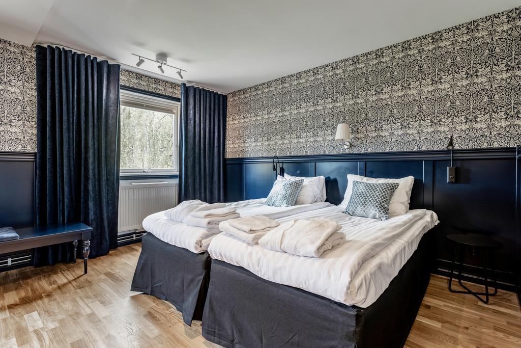 Haellsnaes Hotell & Restaurang Molnlycke ภายนอก รูปภาพ