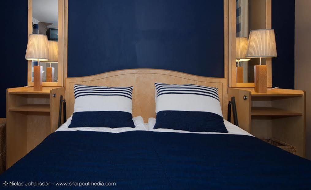 Haellsnaes Hotell & Restaurang Molnlycke ภายนอก รูปภาพ